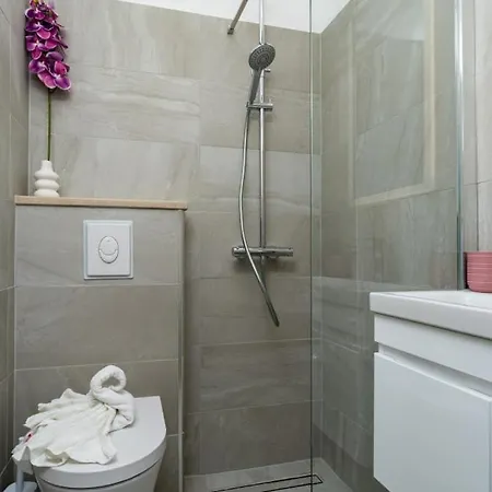 Apartment Marita By Guide