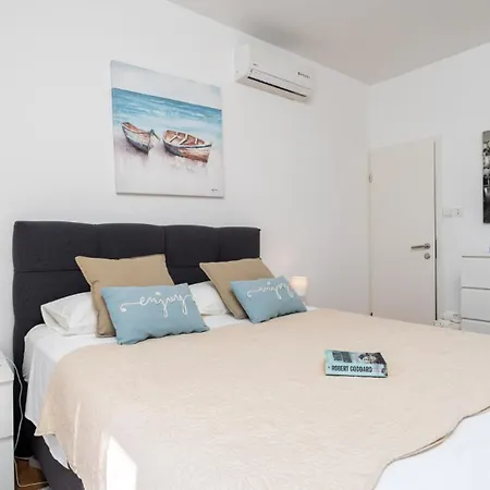 Apartamento Marita By Guide *